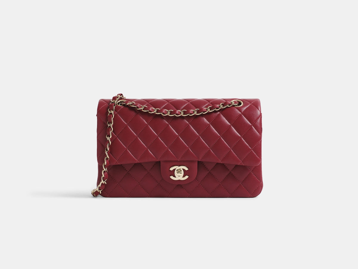 How to Care for Lambskin Leather Handbags and Prevent Scuffs
