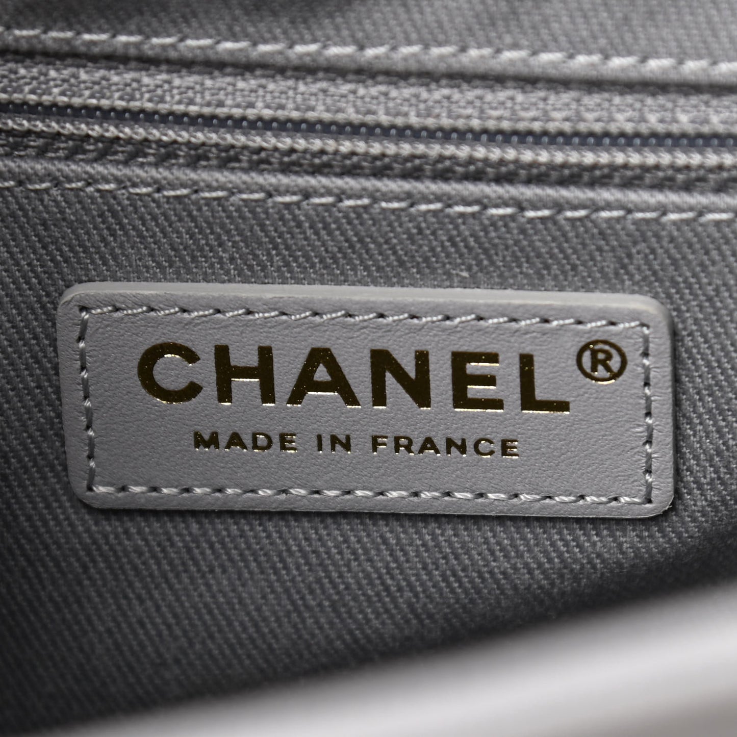 Caviar Quilted Medium Business Affinity Flap Grey