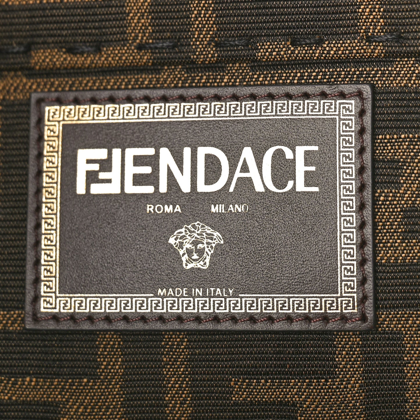 X VERSACE Fabric Jacquard Calfskin Plexiglass Fendace FF Medusa Studded Large Fendi Sunshine Shopper Tote Marrone Fuxia