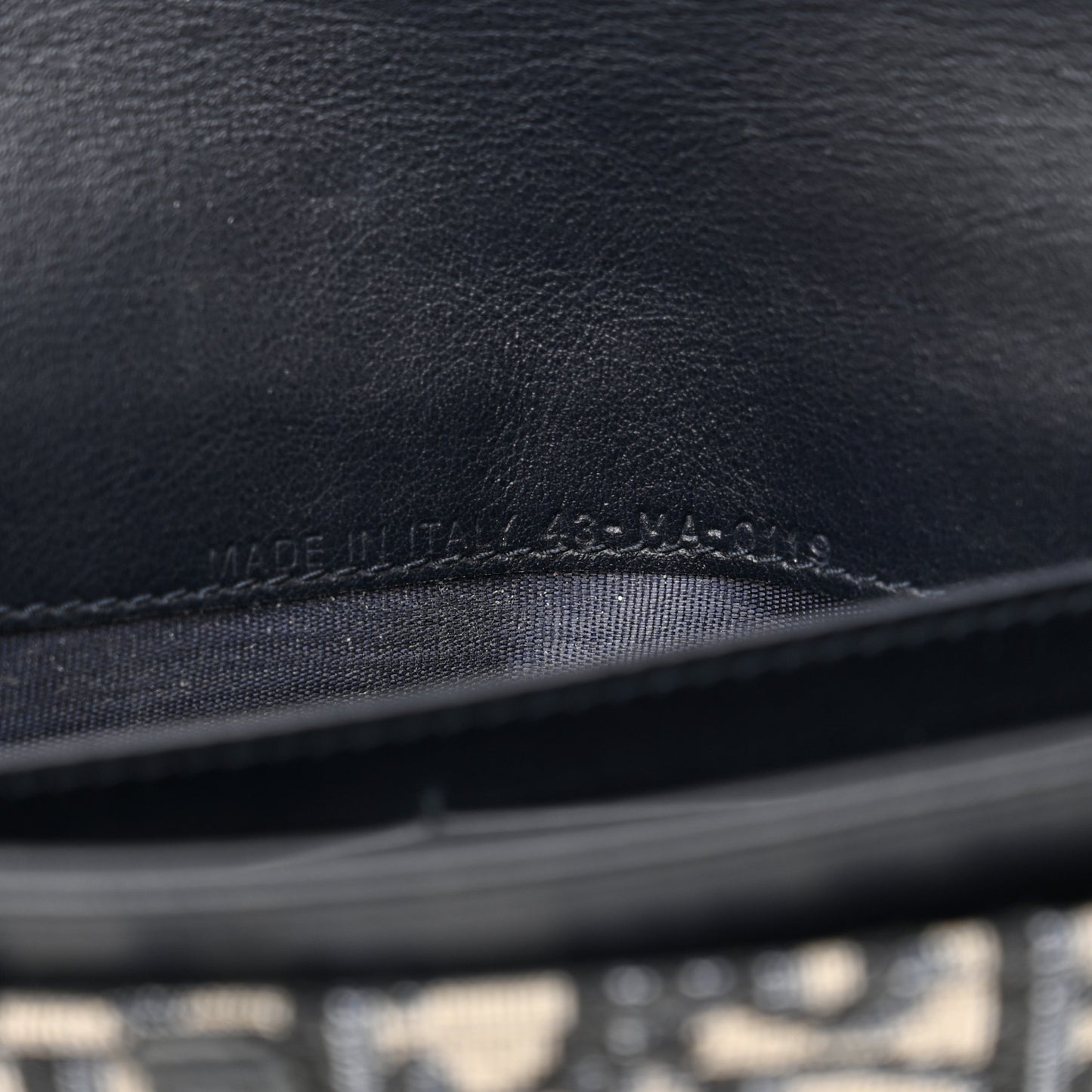 Oblique Saddle Chain Long Wallet Blue