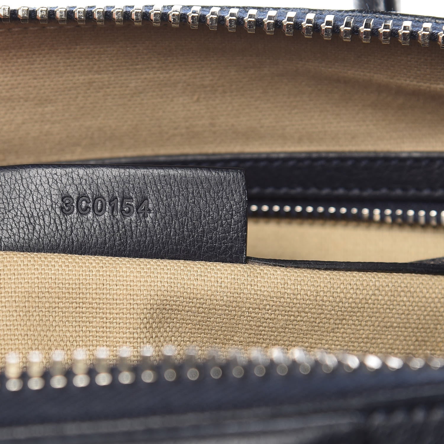 Givenchy Sugar Goatskin Medium Antigona Navy 6 of 10