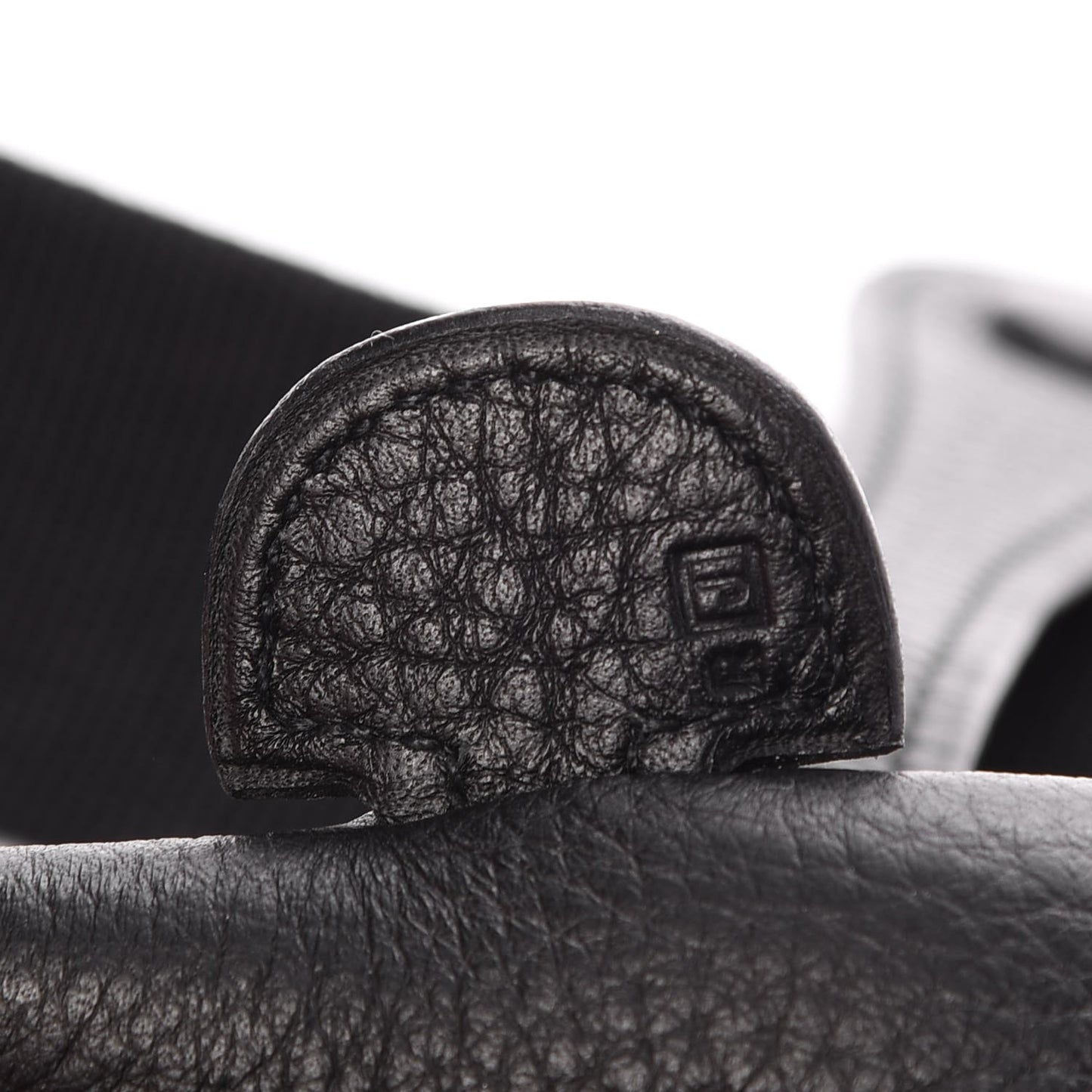 Taurillon Clemence Evelyne II PM Black