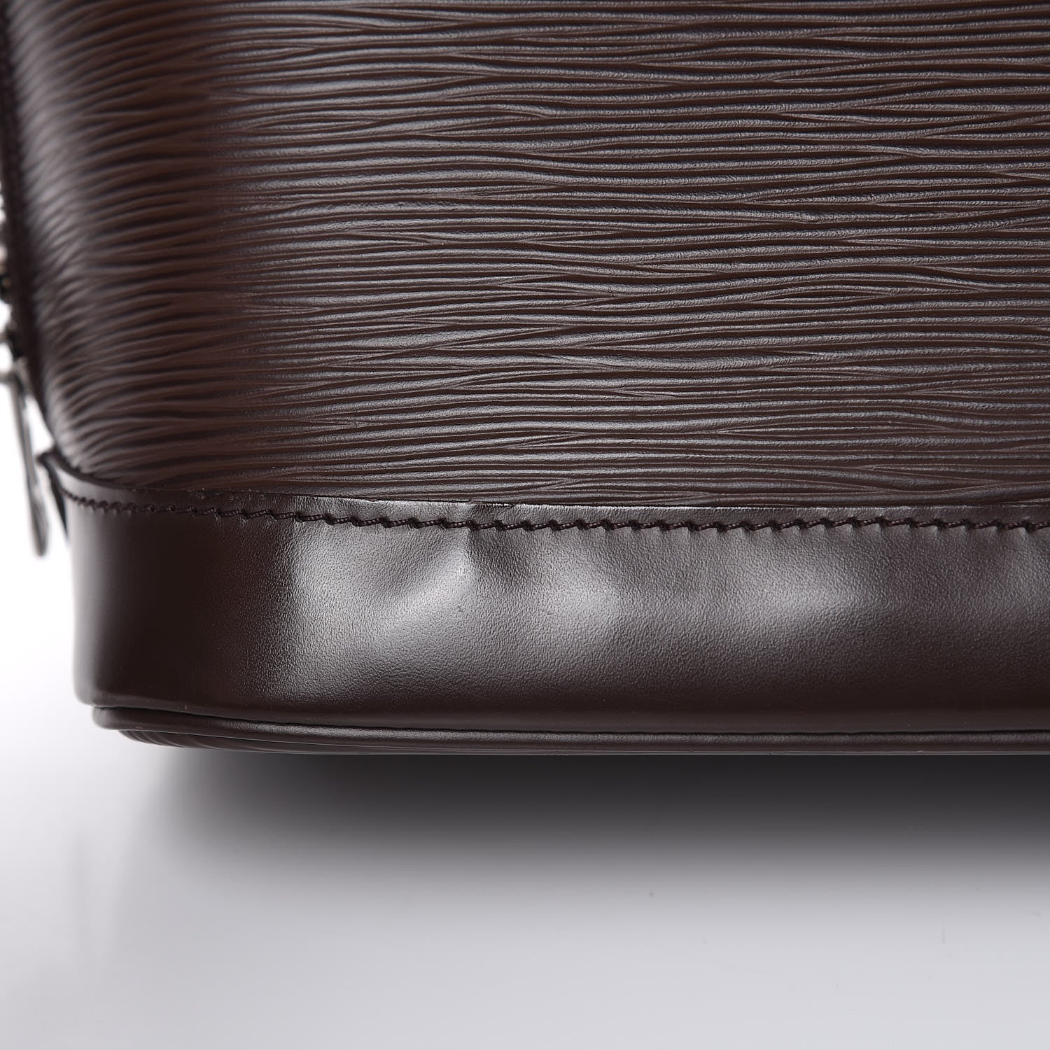 Louis Vuitton Epi Alma PM Moka 12 of 14