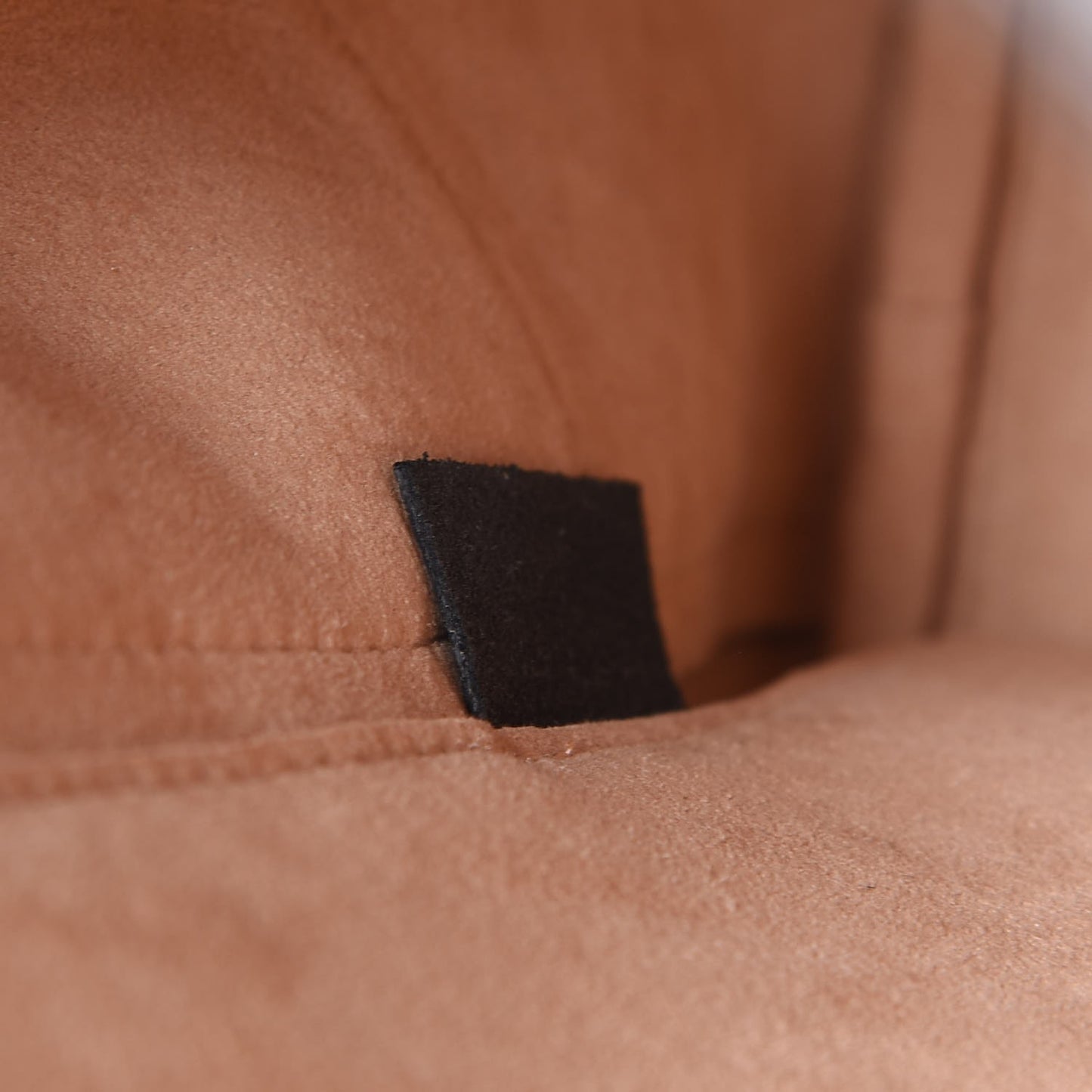 Monogram Flandrin Black