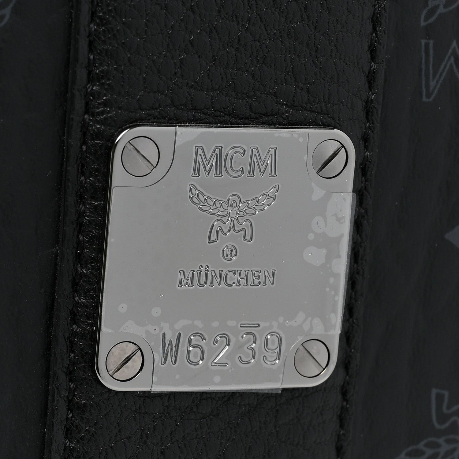 MCM Visetos Medium Liz Reversible Shopper Tote Black 12 of 16