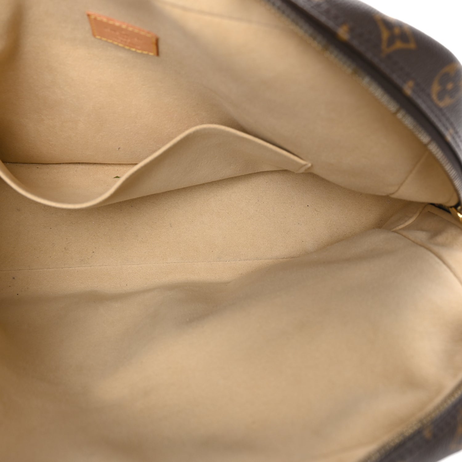 Louis Vuitton Monogram Manhattan GM 4 of 8
