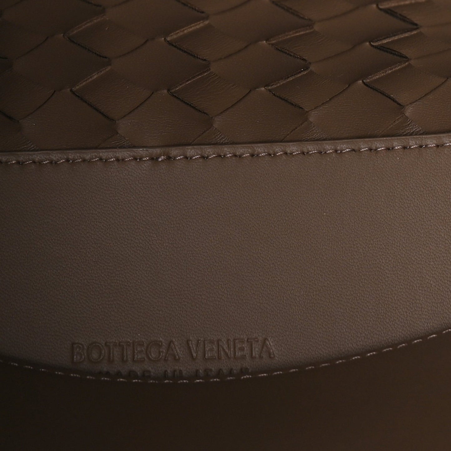 Nappa Intrecciato Small Andiamo Shoulder Bag Pinecone