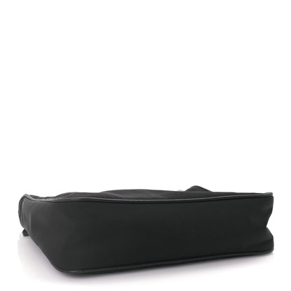 Prada Nylon Re-Edition 2005 Shoulder Bag Black 3 of 8