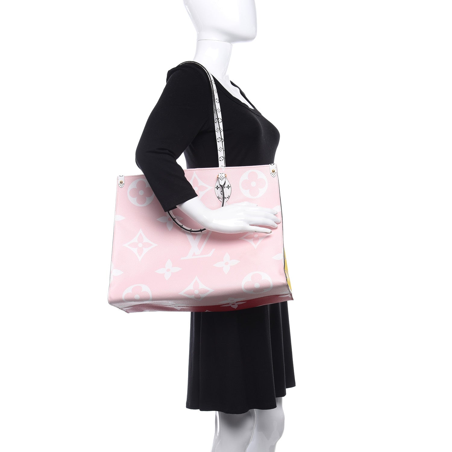 Louis Vuitton Monogram Giant Onthego GM Rouge Rose 2 of 13