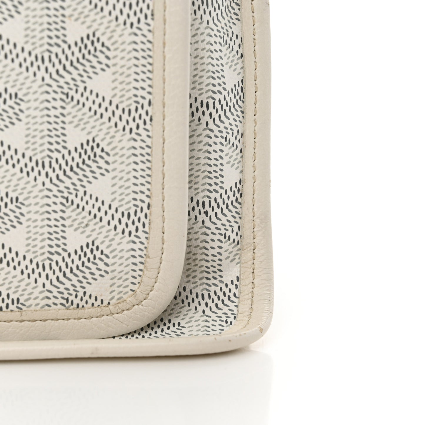 Goyardine Plumet Wallet Clutch White