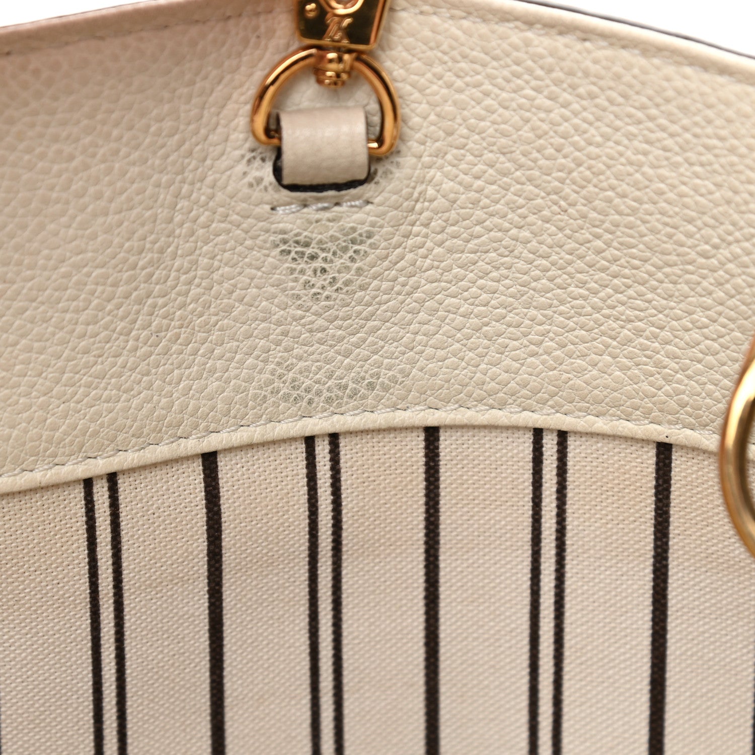 Louis Vuitton Empreinte Montaigne MM Neige 13 of 22