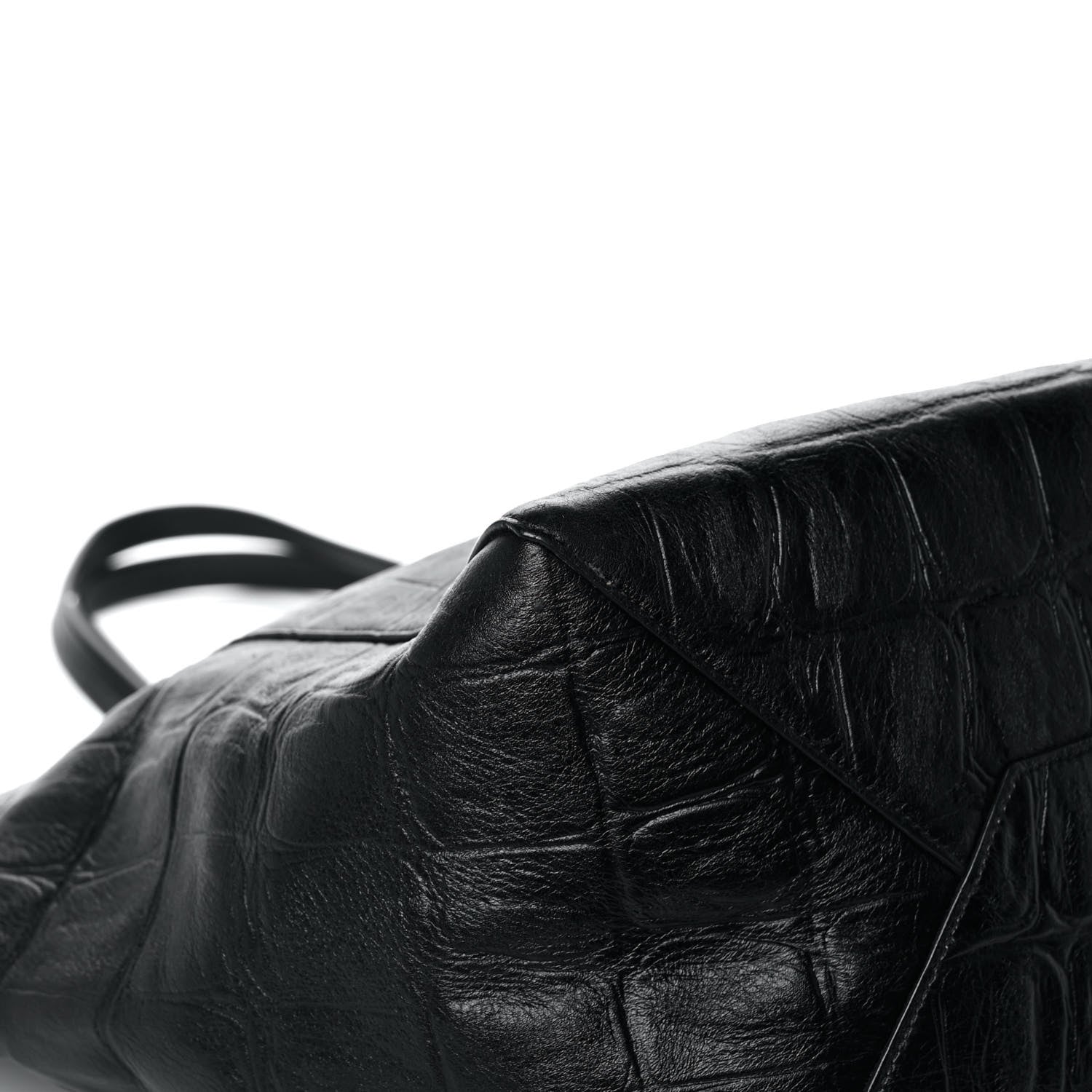 Celine Crocodile Embossed Calfskin Medium Belt Cabas Phantom Black 10 of 11