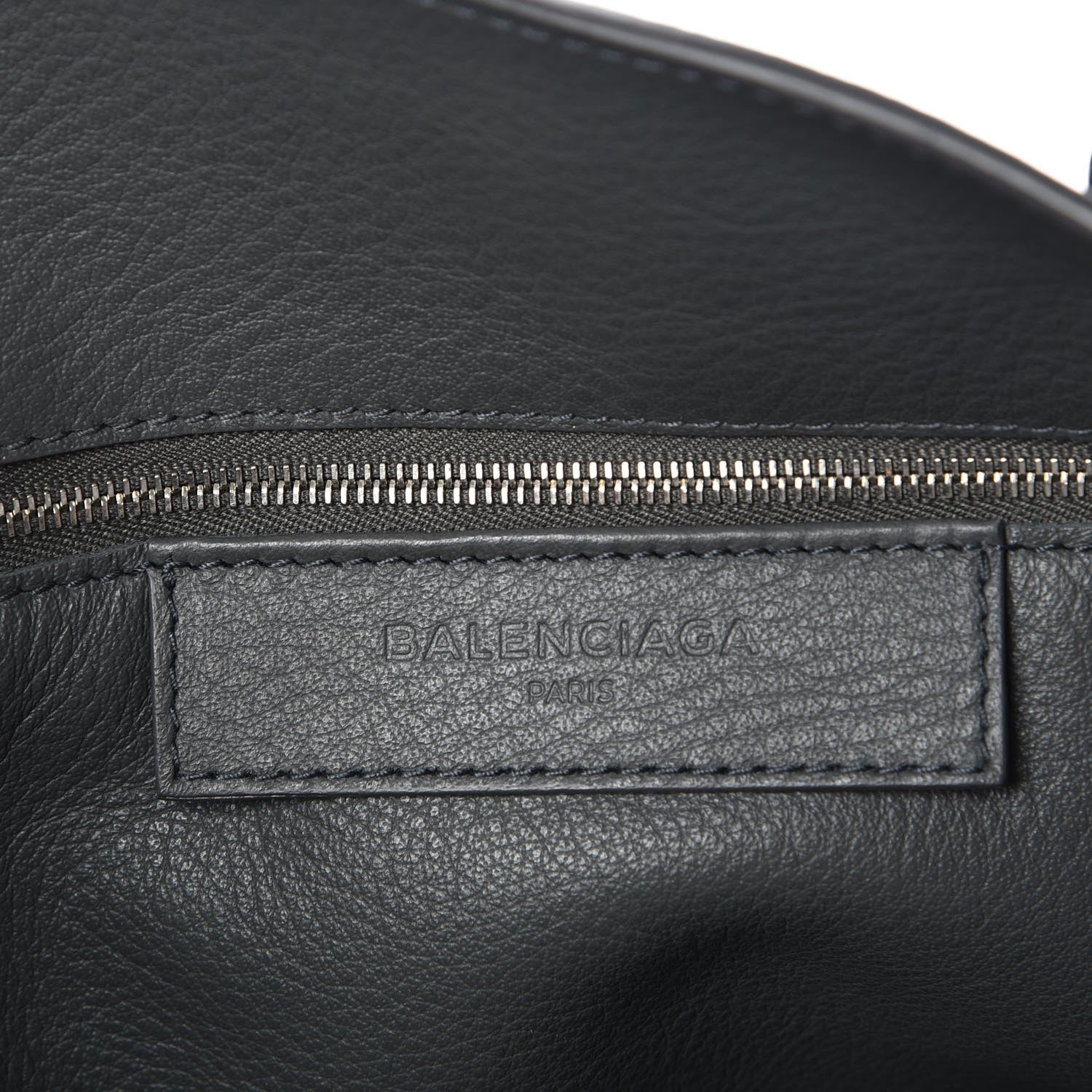 Balenciaga Veau Papier B4 Zip Around Tote Gris Fossile 7 of 8