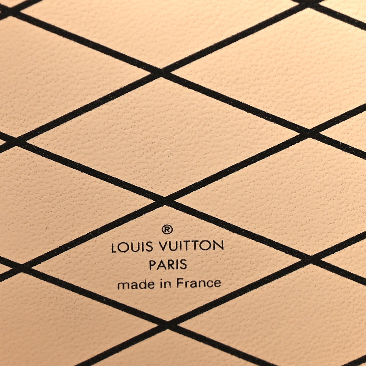Louis Vuitton Monogram Petite Boite Chapeau 5 of 8