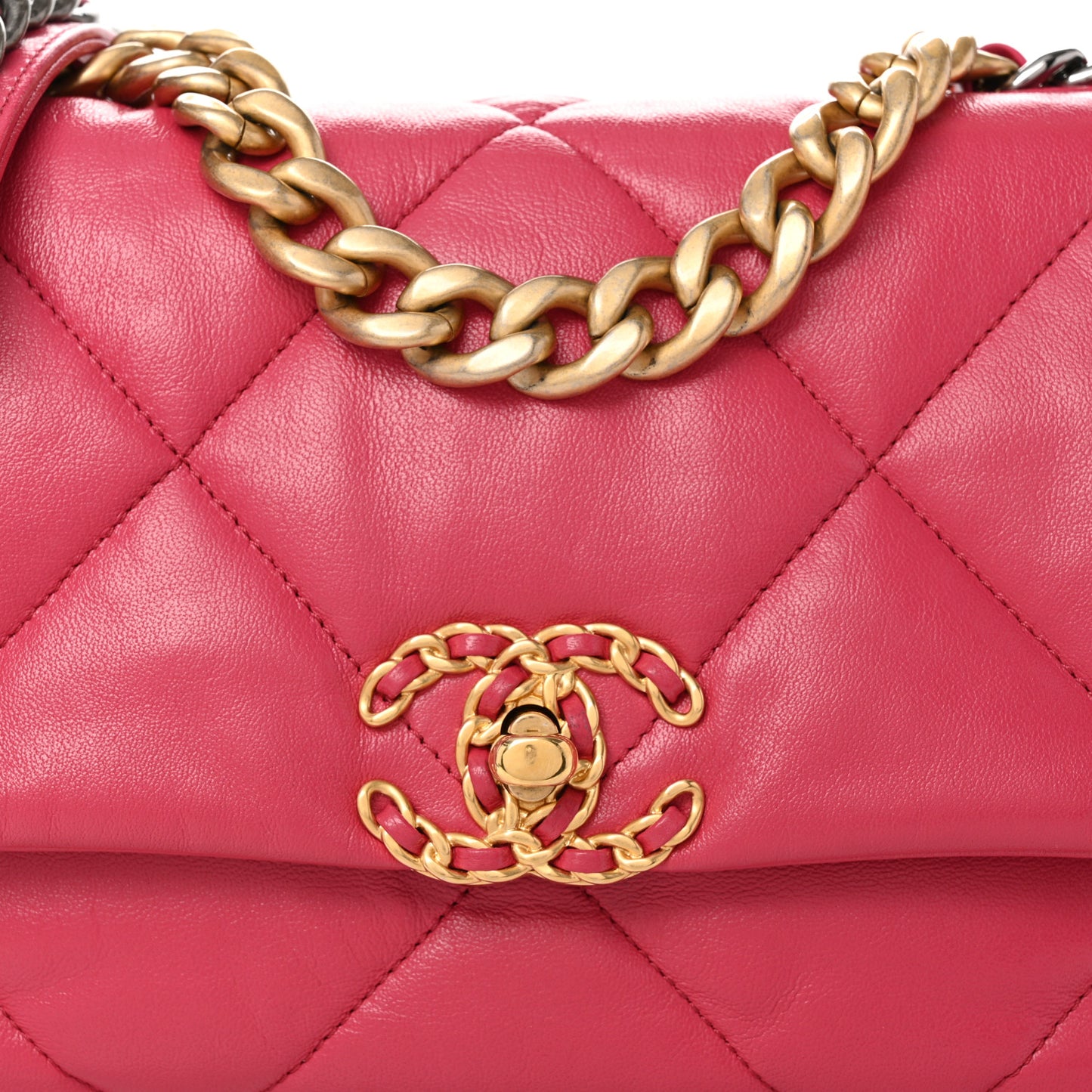 Lambskin Quilted Medium Chanel 19 Flap Dark Pink