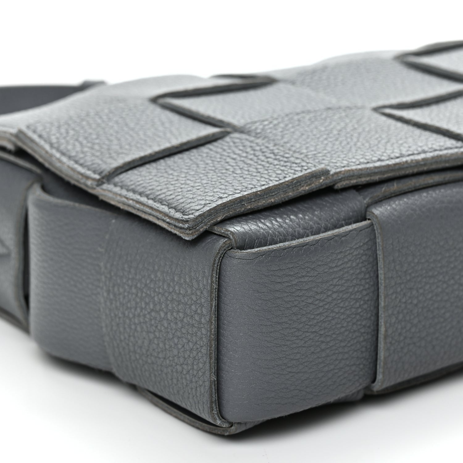 Bottega Veneta Grained Calfskin Maxi Intrecciato Cassette Crossbody Bag Thunder 8 of 12