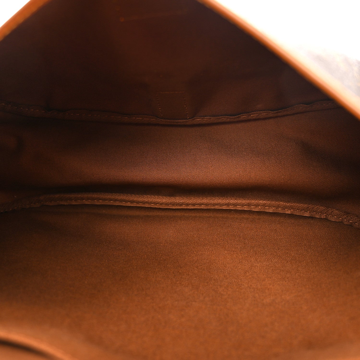 Louis Vuitton Monogram Saumur 35 5 of 10