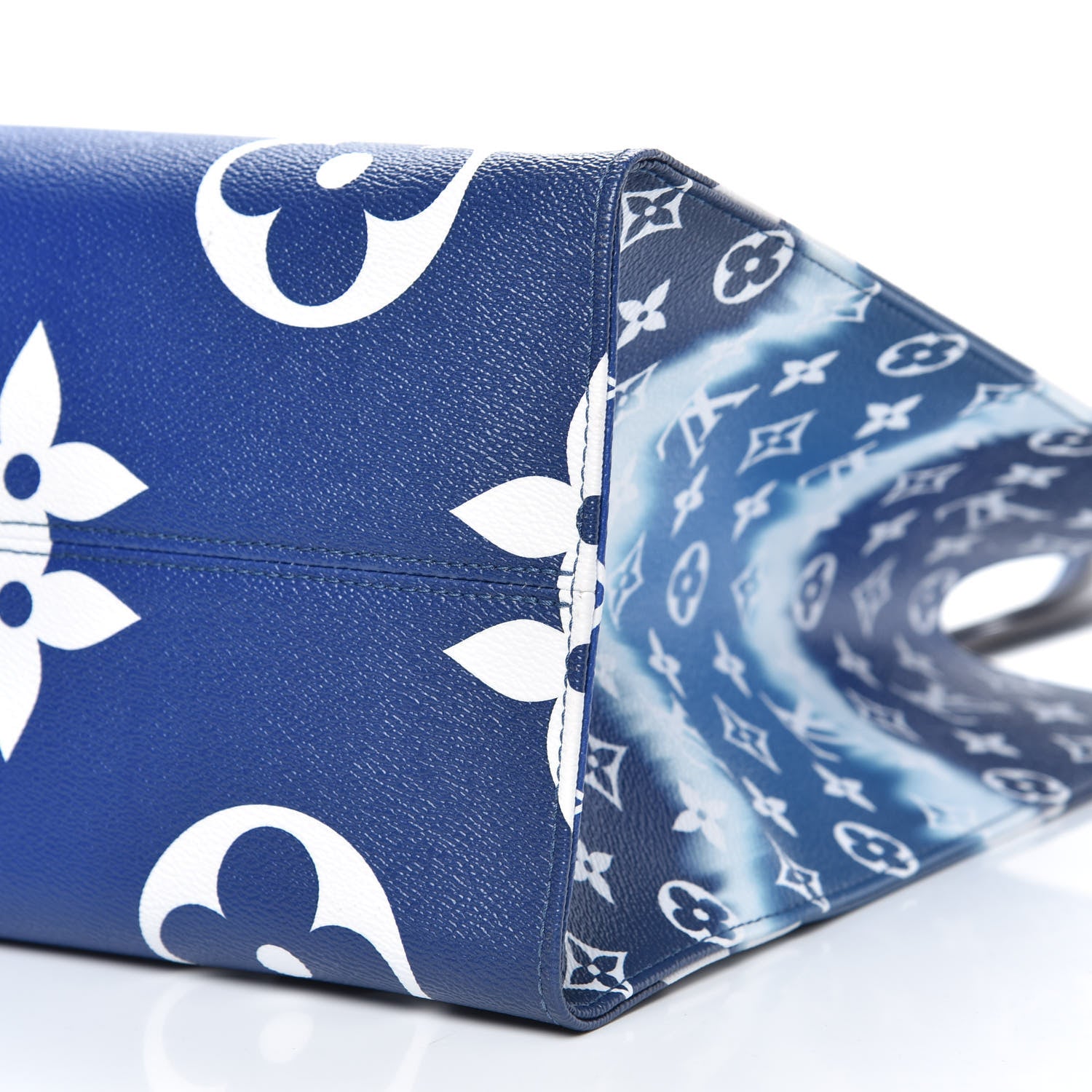 Louis Vuitton Monogram Escale Onthego GM Blue 10 of 12