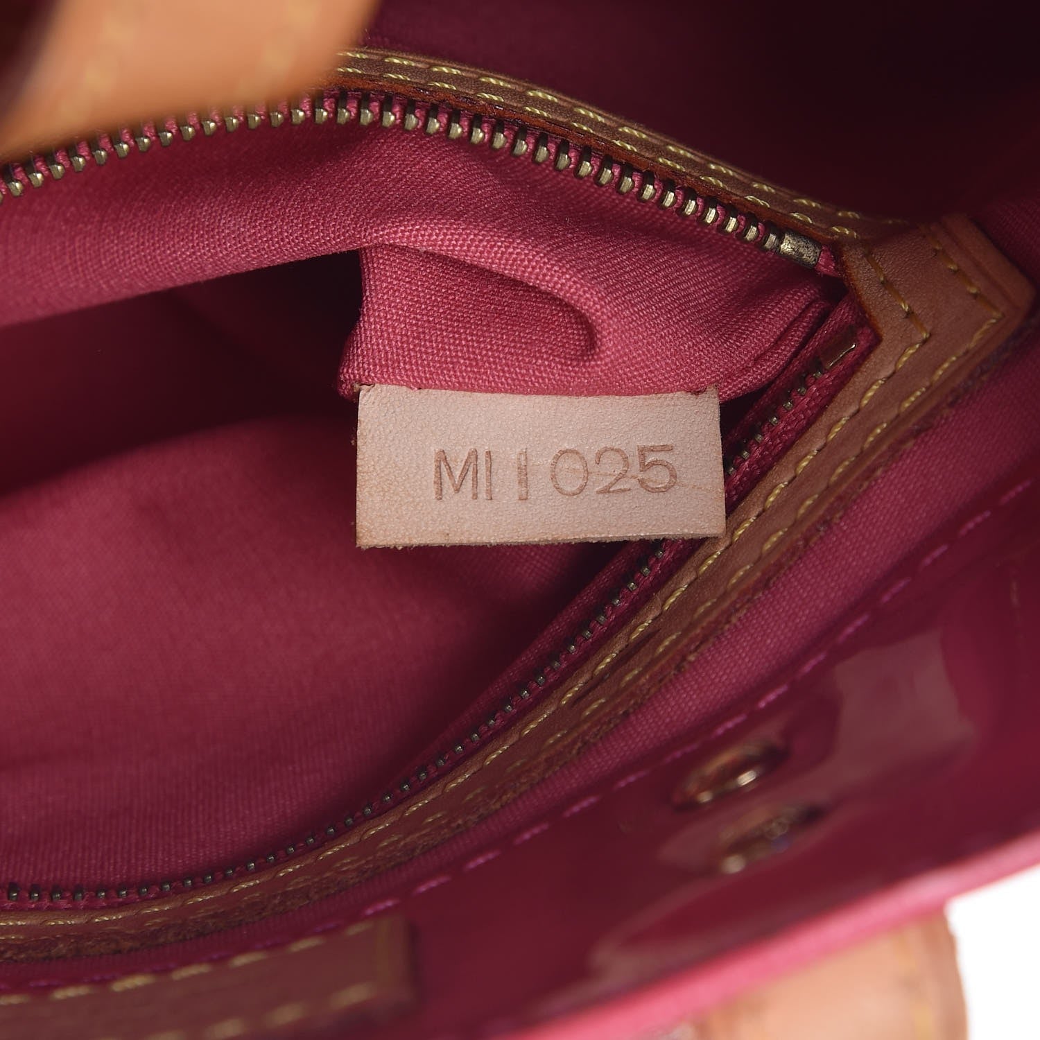 Louis Vuitton Vernis Reade PM Framboise 7 of 10