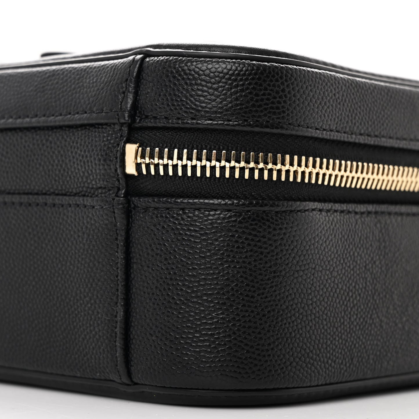 Caviar Quilted Medium CC Filigree Vanity Case Black
