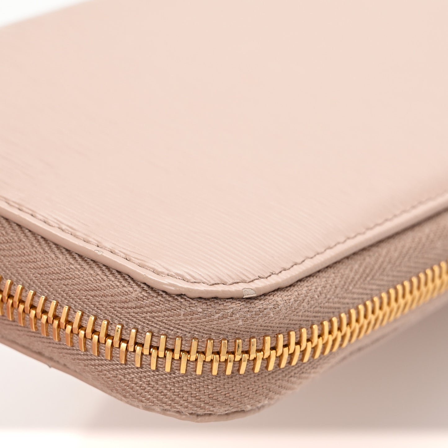 Vitello Move Zip Around Wallet Cipria