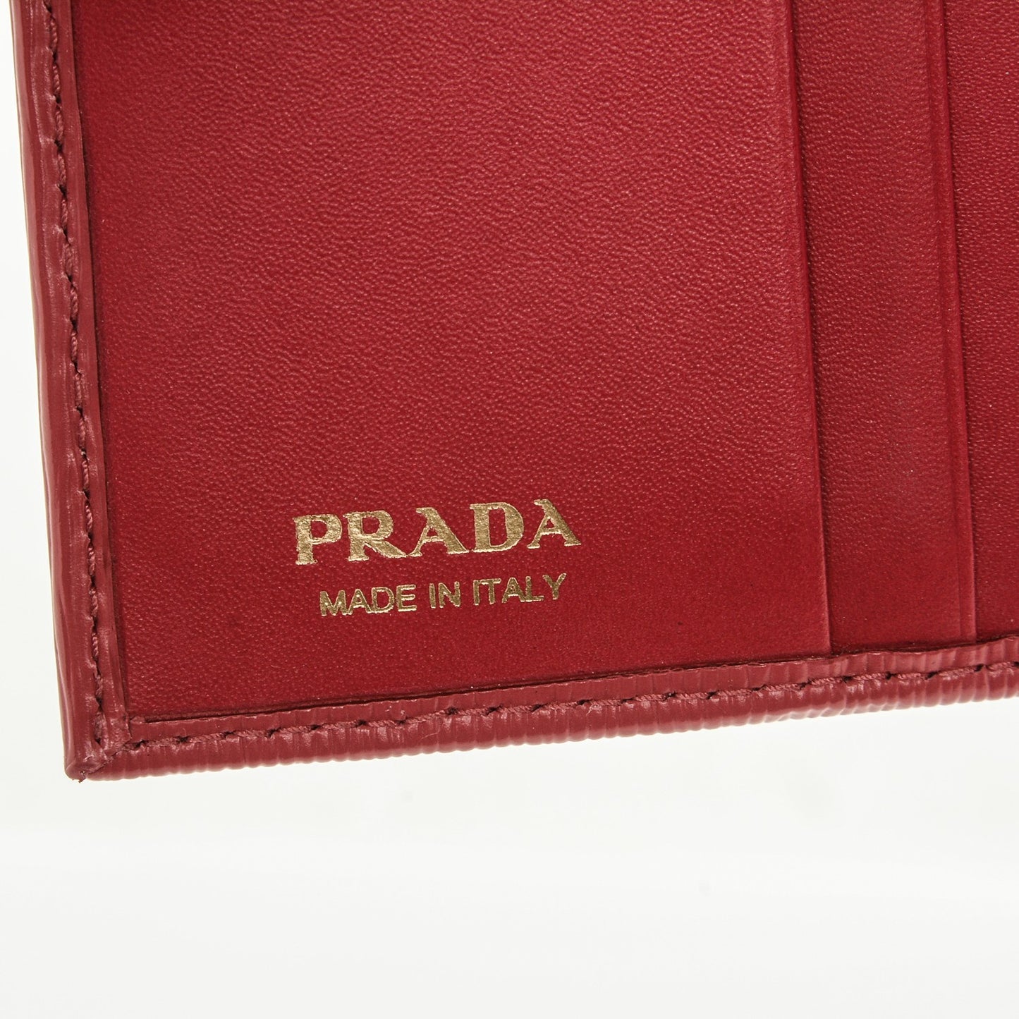 Vitello Move Bi-Fold Wallet Peonia