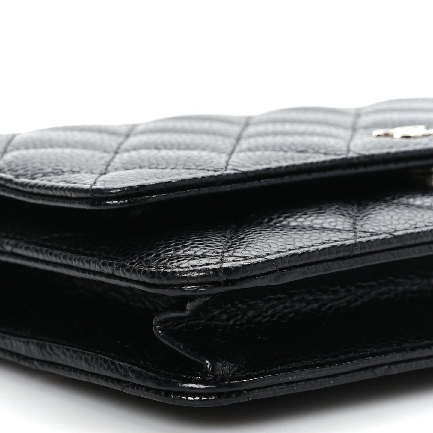 Caviar Quilted Wallet on Chain WOC Black
