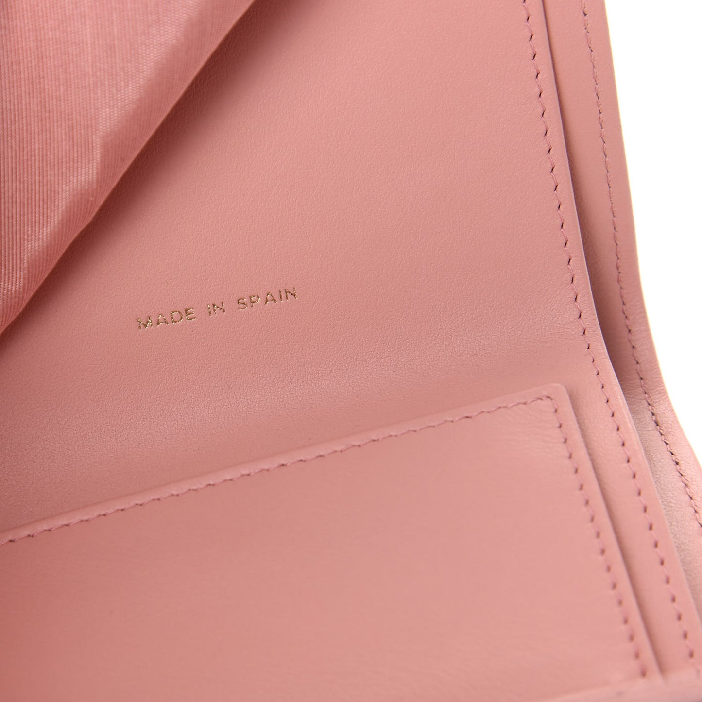 Caviar Quilted Boy Compact Wallet Pink