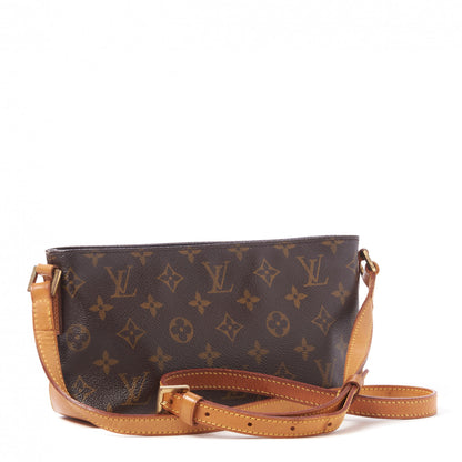Louis Vuitton Monogram Trotteur 3 of 8