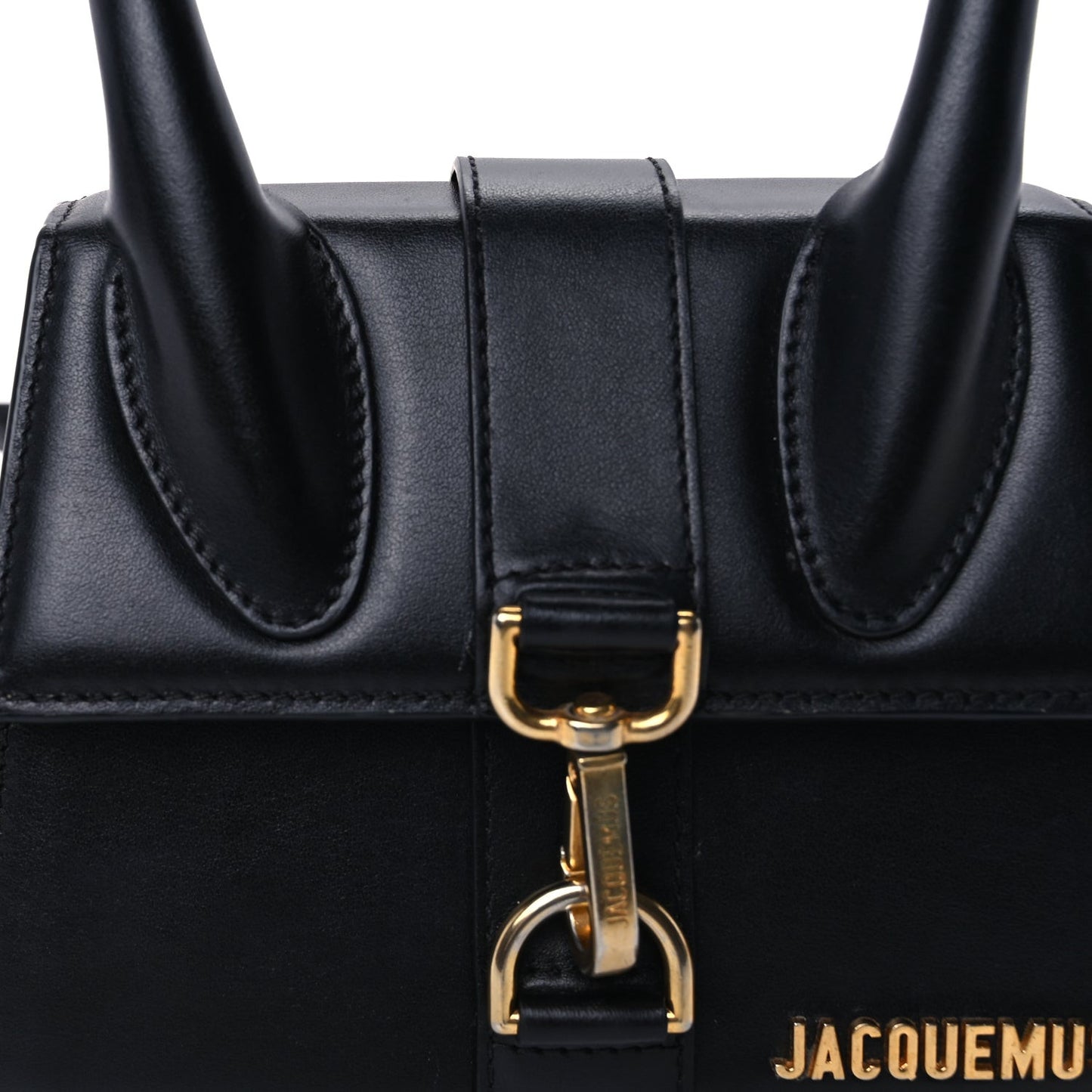 Smooth Calfskin Le Chiquito Montagne Moyen Black