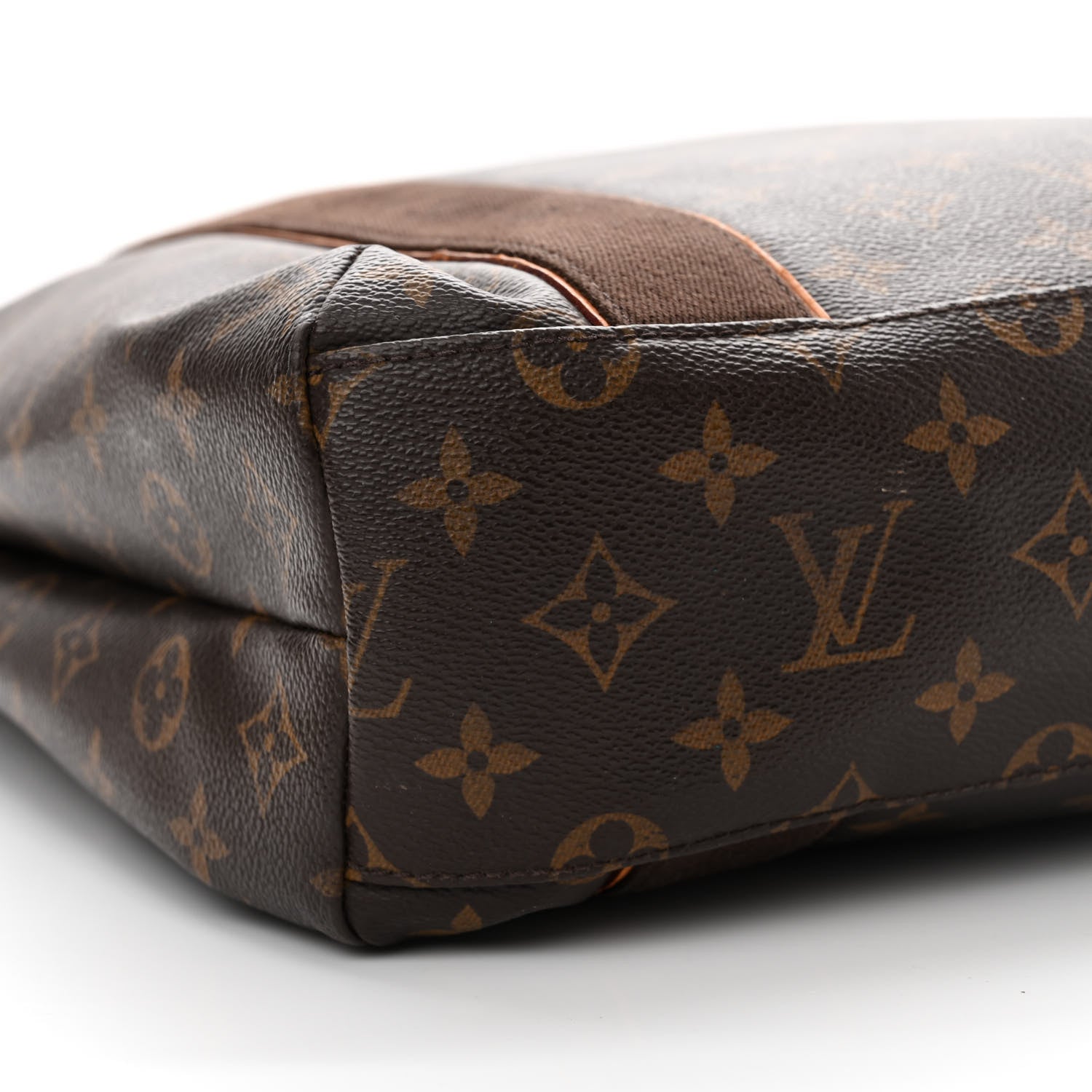 Louis Vuitton Monogram Cabas Beaubourg 8 of 16