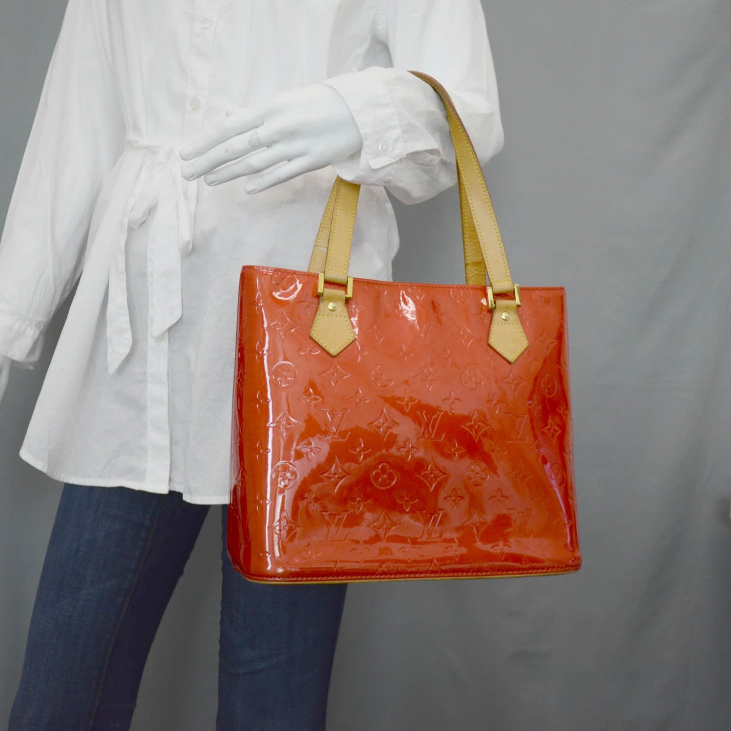 Louis Vuitton Vernis Houston Red 2 of 9