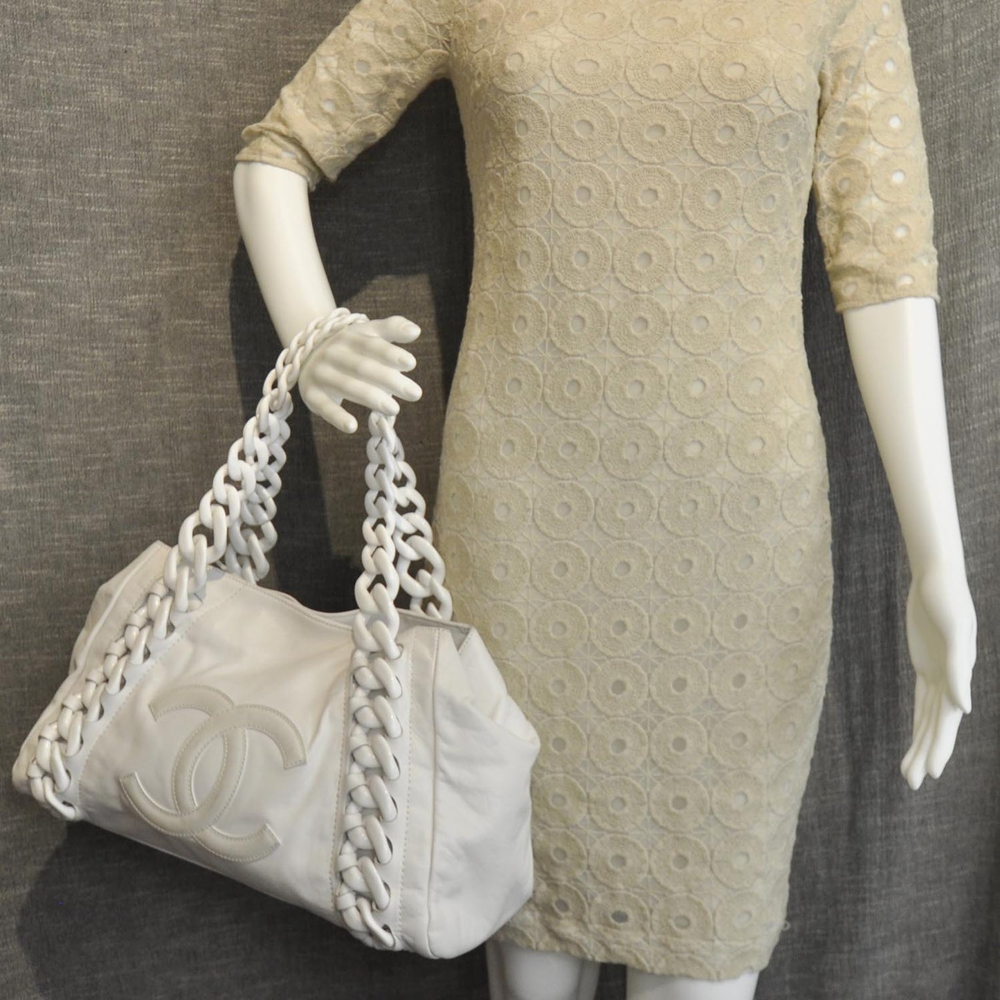 Leather Modern Chain Tote White