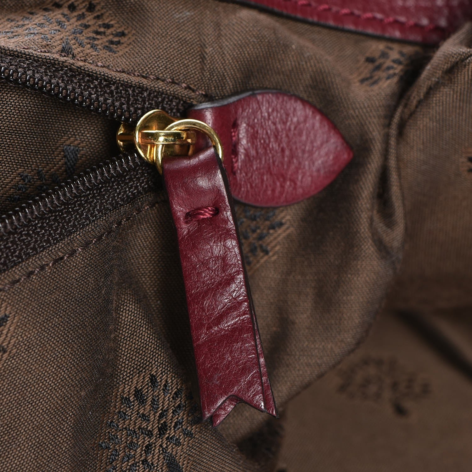 Mulberry Soft Buffalo Oversized Alexa Conker 11 of 14