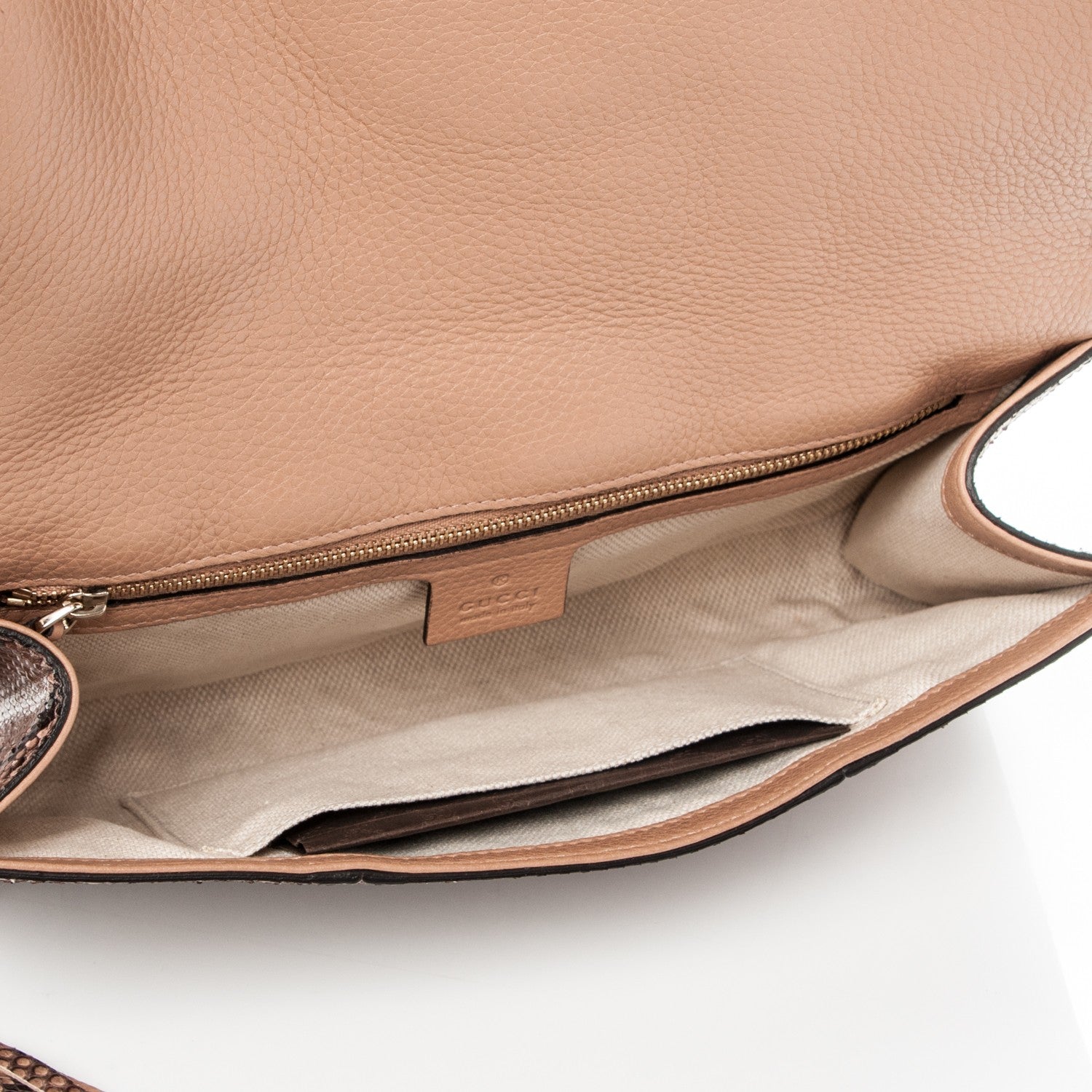 Gucci Python Medium Soho Clutch Pink Pearl 5 of 7