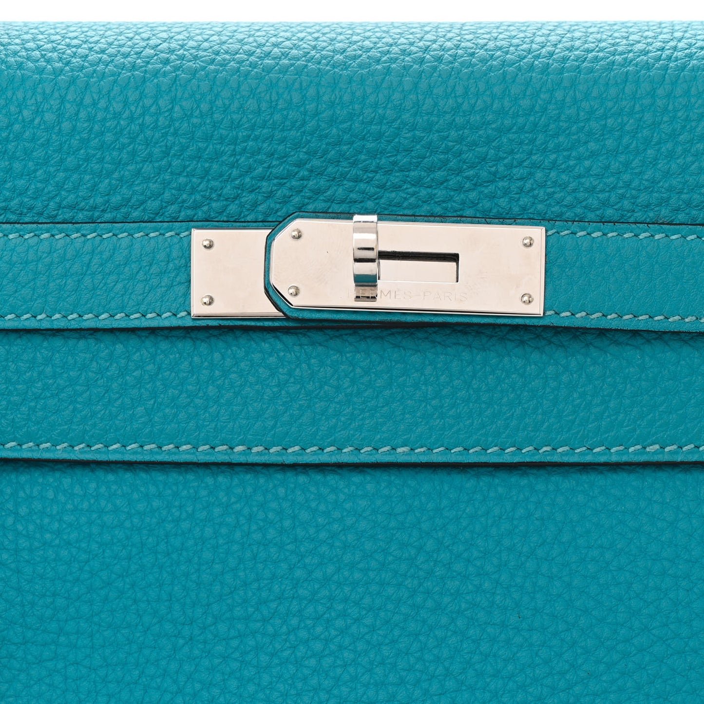 Togo Kelly Retourne 32 Turquoise