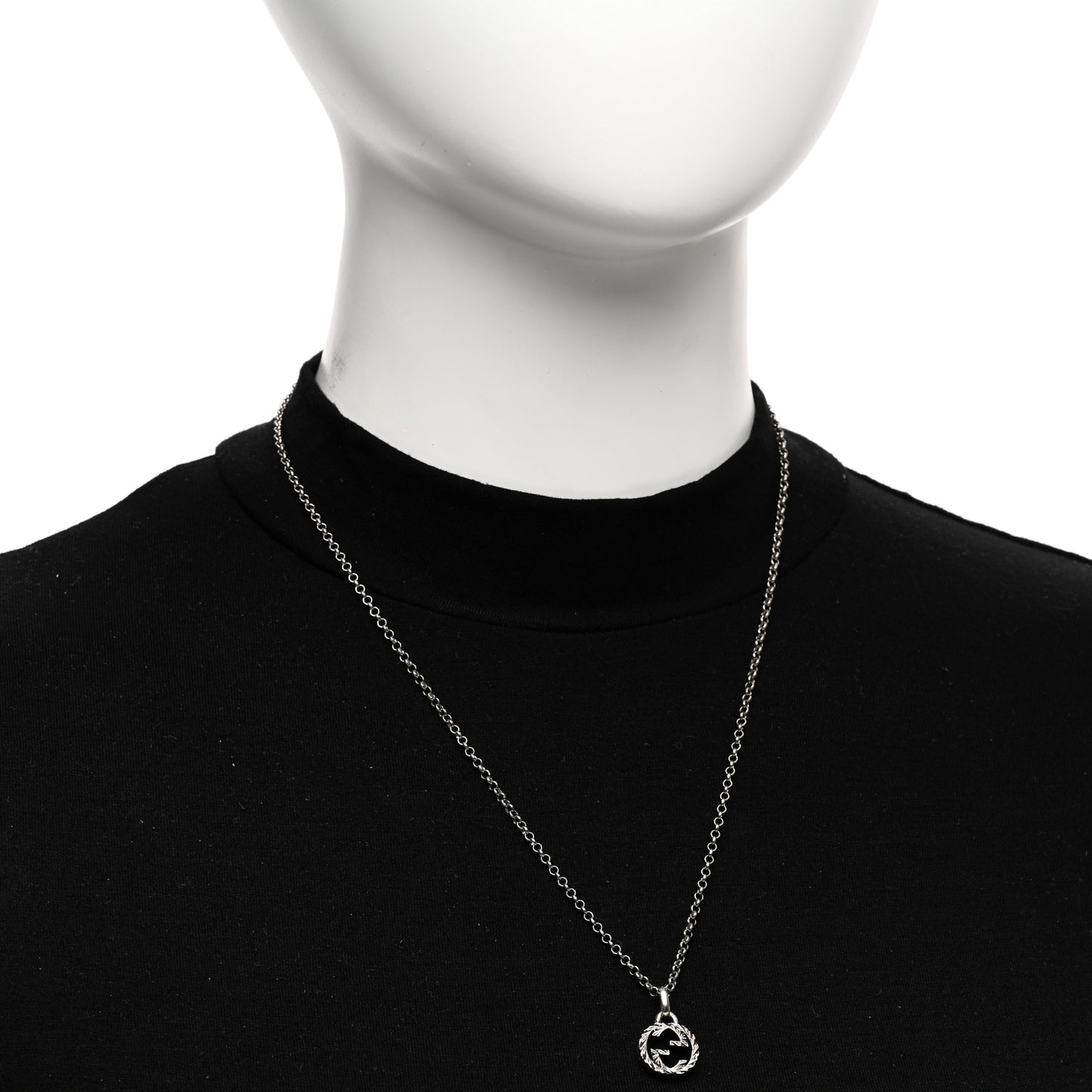 Sterling Silver Small Textured Interlocking G Pendant Necklace