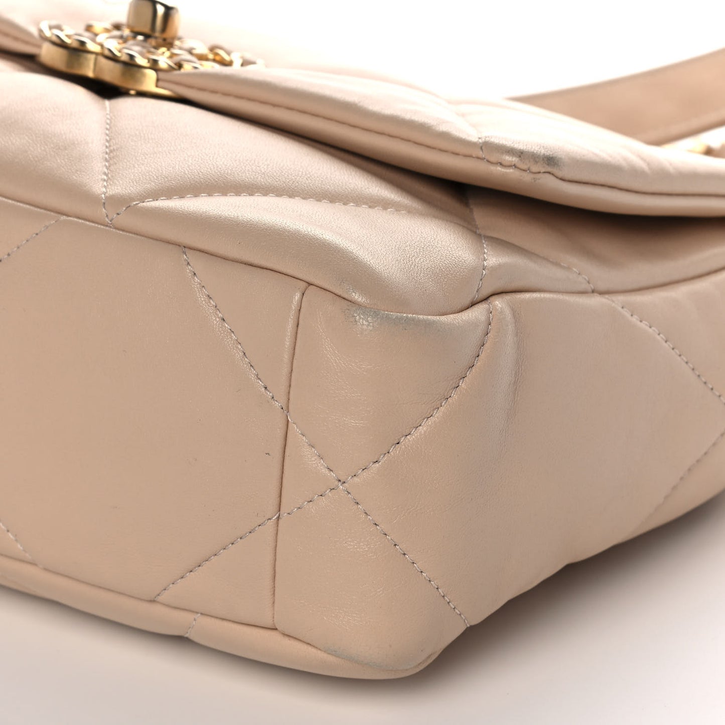 Lambskin Quilted Medium Chanel 19 Flap Beige