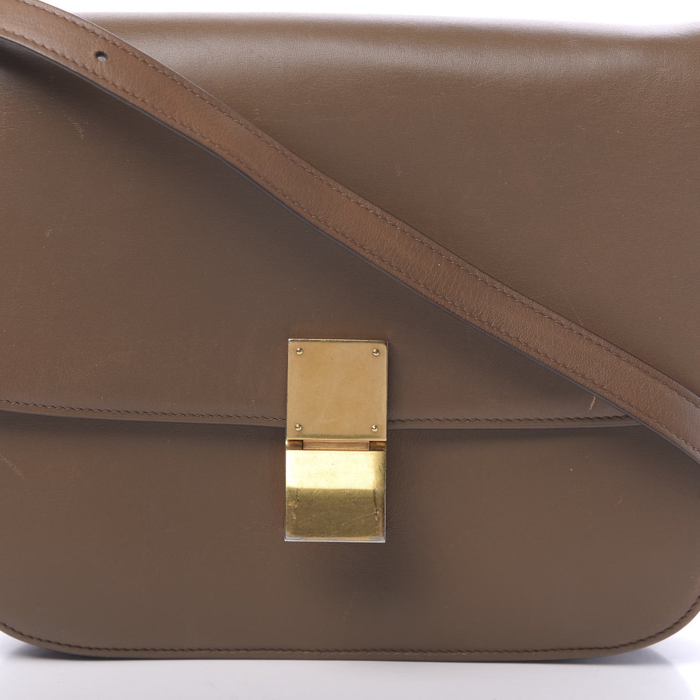 Box Calfskin Medium Classic Box Flap Bag Camel