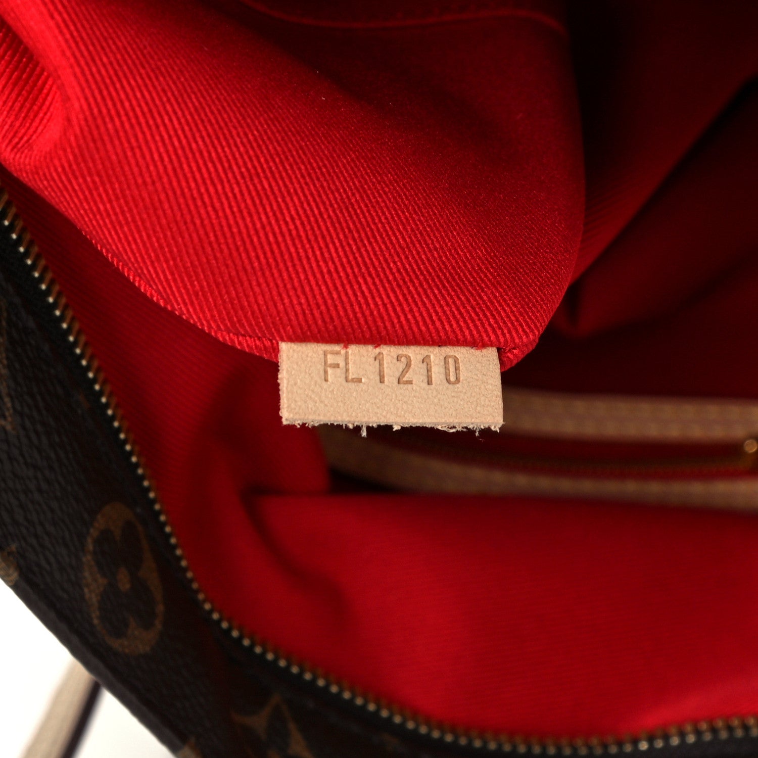 Louis Vuitton Monogram Carry It 7 of 10