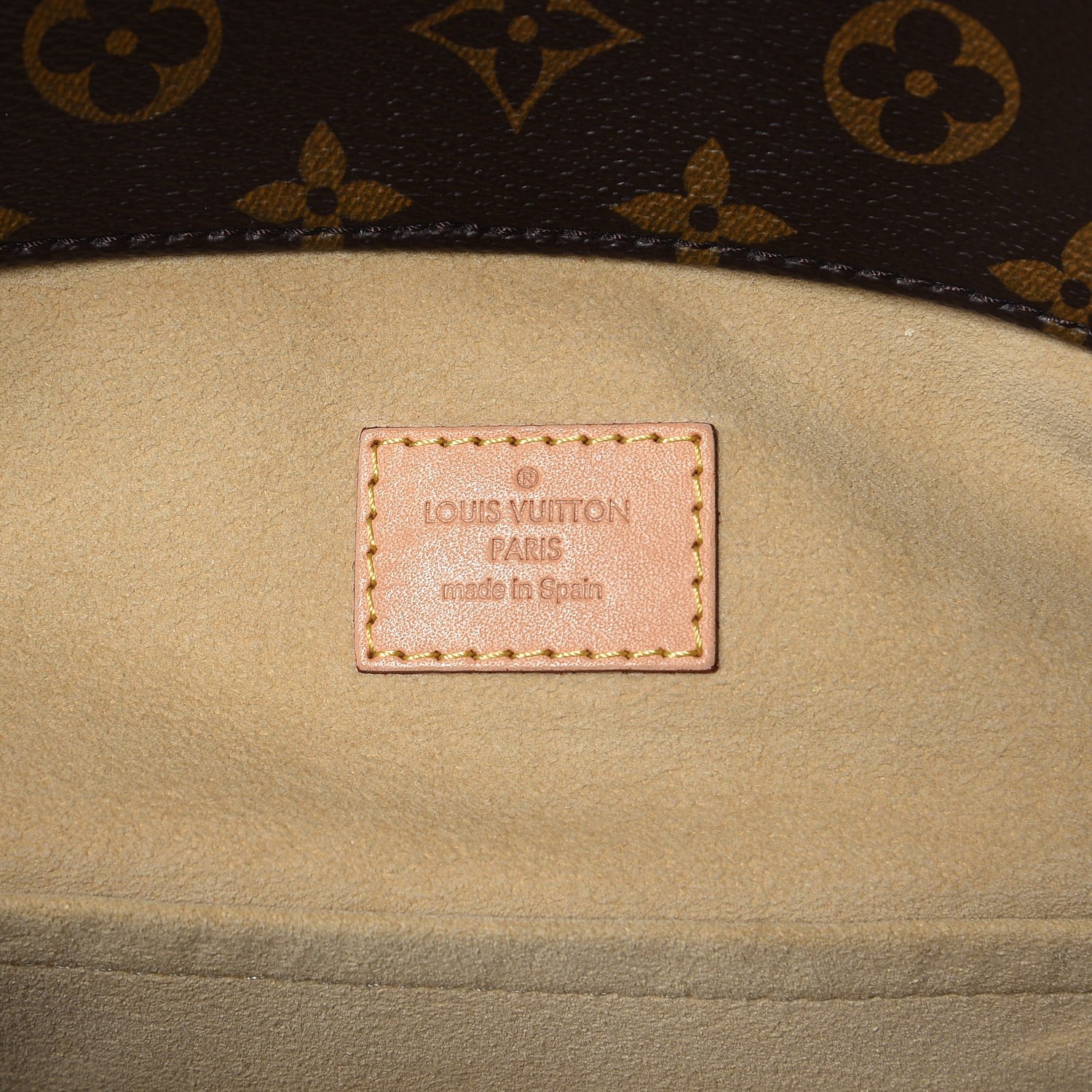 Louis Vuitton Monogram Artsy MM 6 of 9