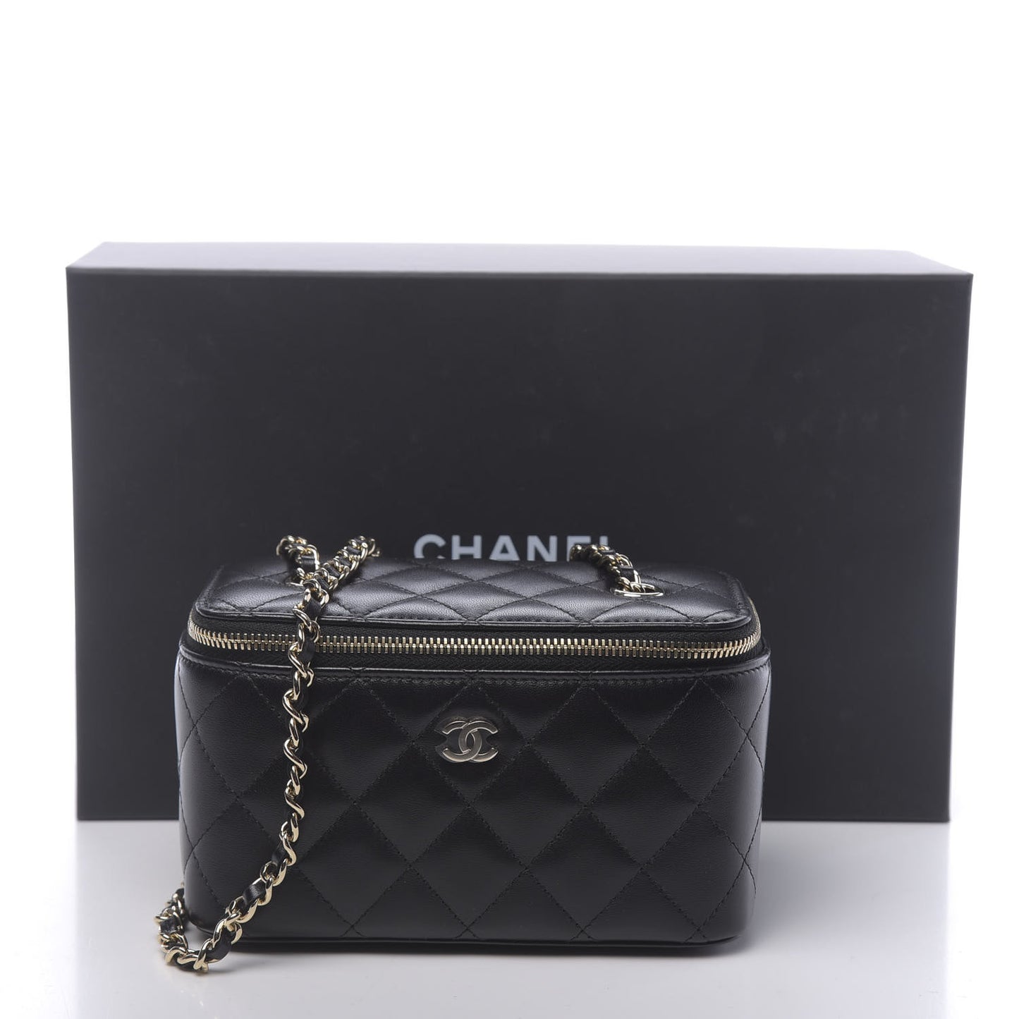 Lambskin Quilted Small Vanity Case With Chain Black