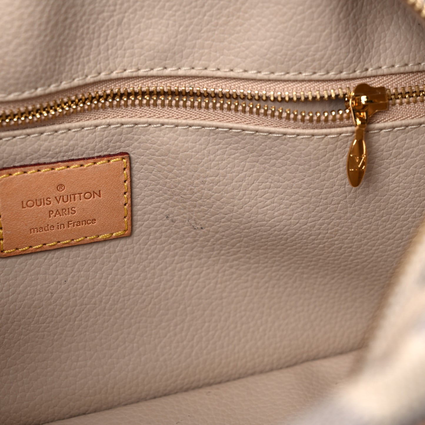 Damier Azur Toiletry Bag 25