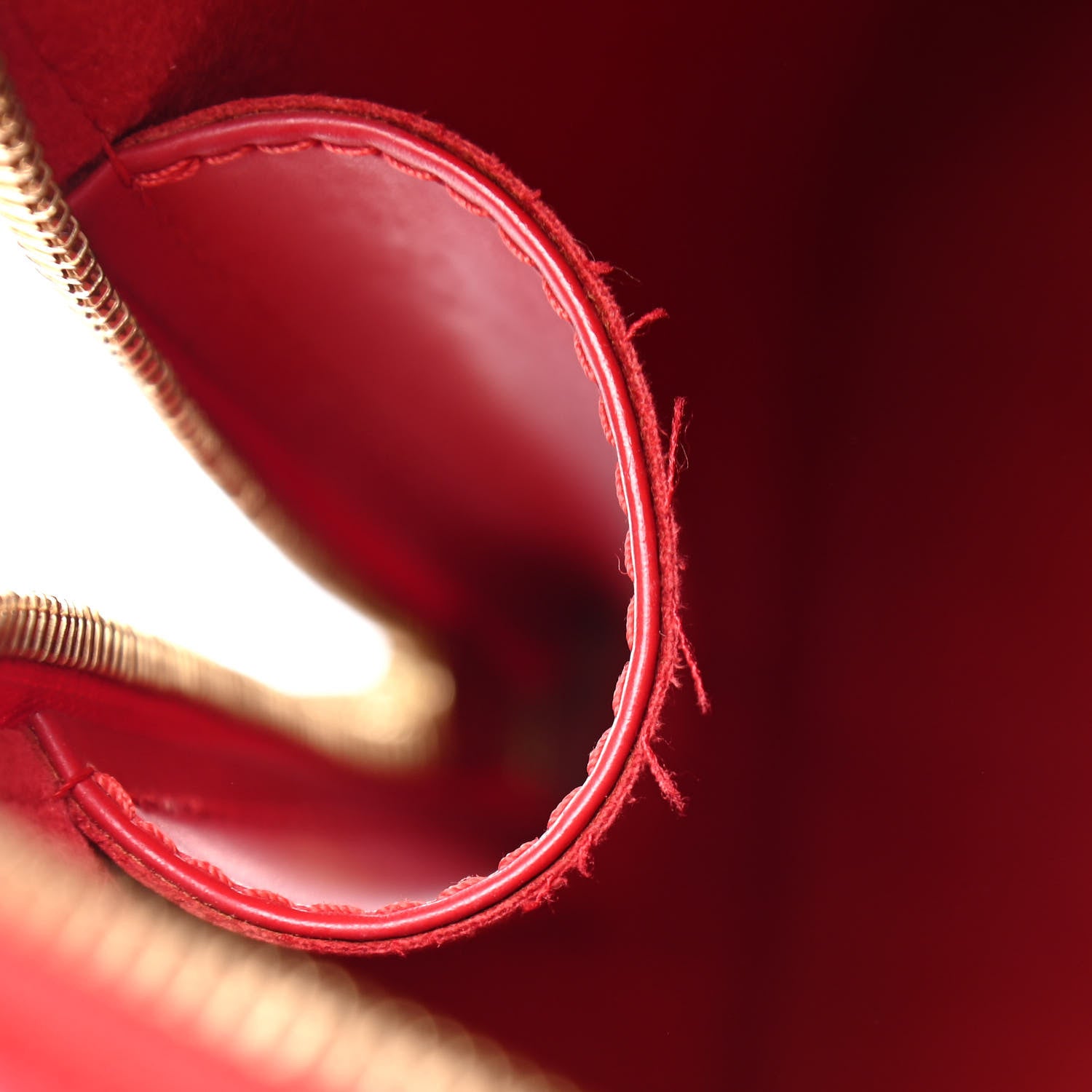 Louis Vuitton Epi Alma PM Rouge 11 of 12