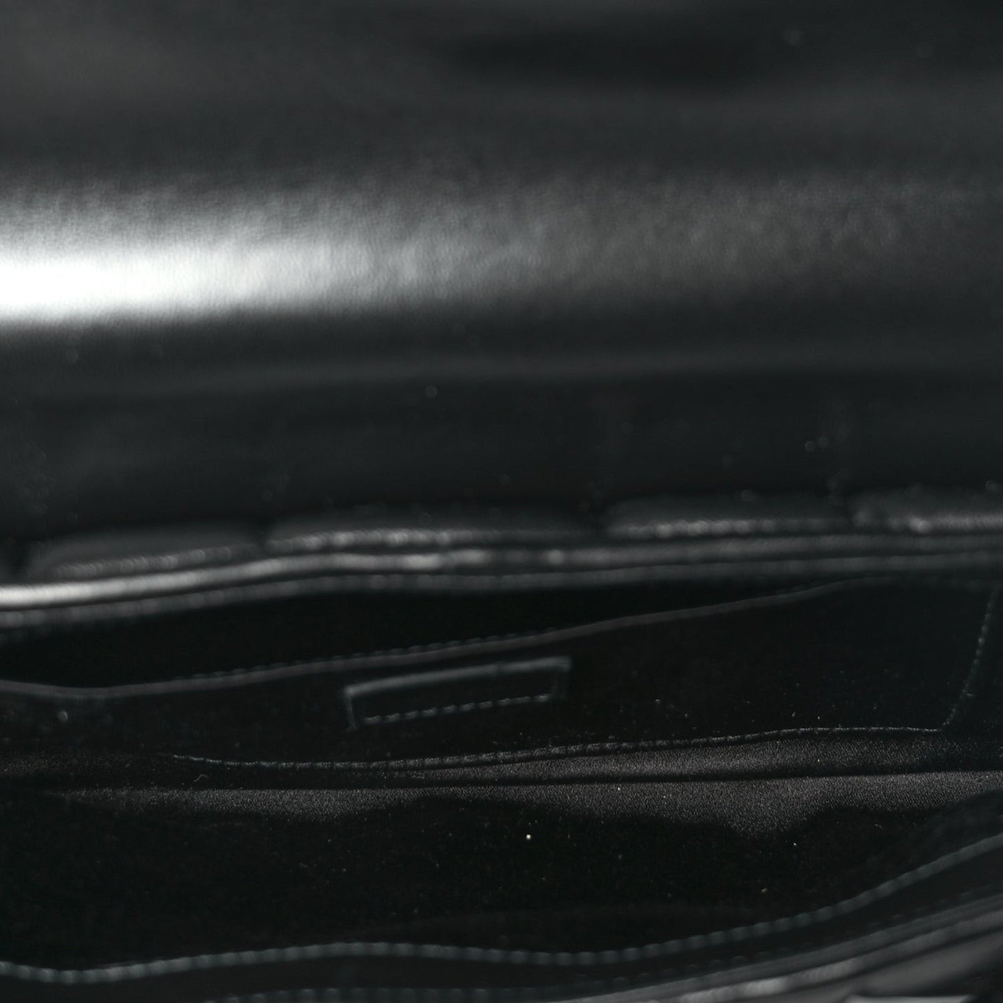 Nappa Vertical Matelasse Medium Maxi Horsebit Chain Shoulder Bag Black