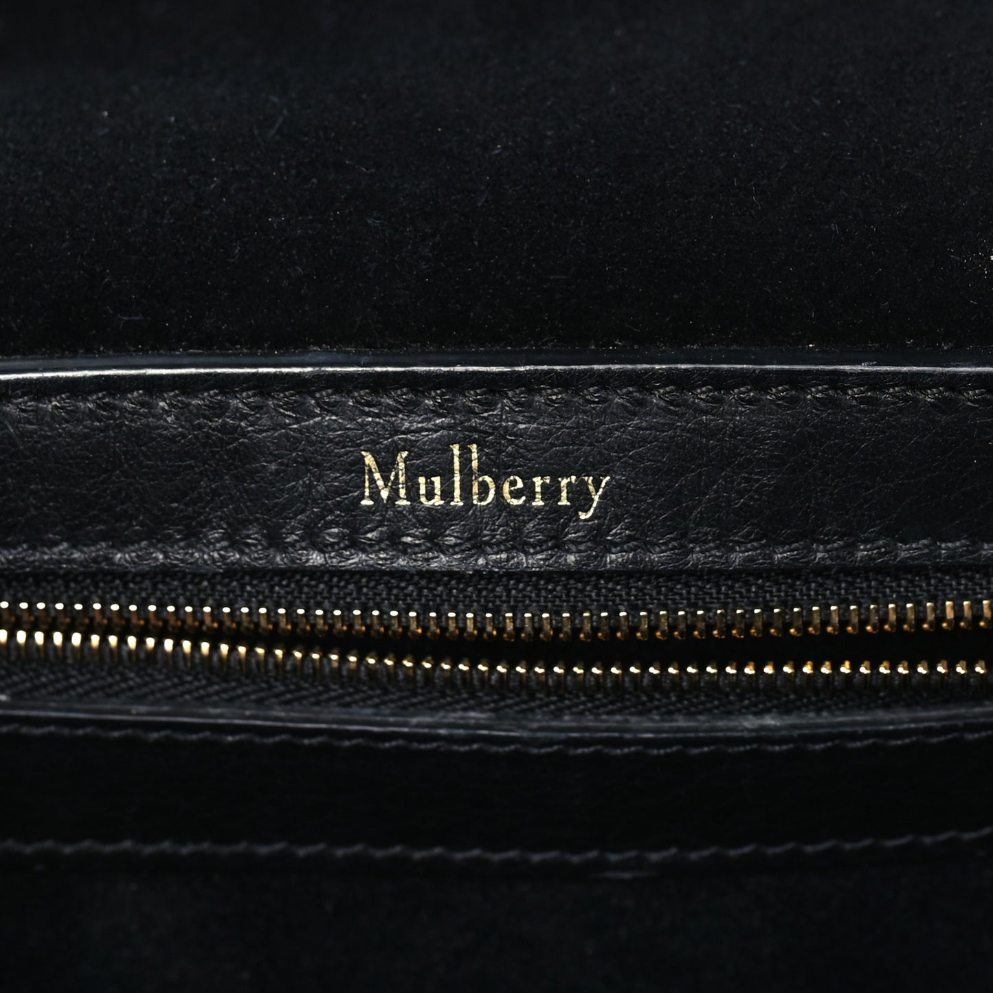 Smooth Calfskin Cheyne Black