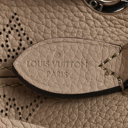 Louis Vuitton Mahina Bella Galet 6 of 12