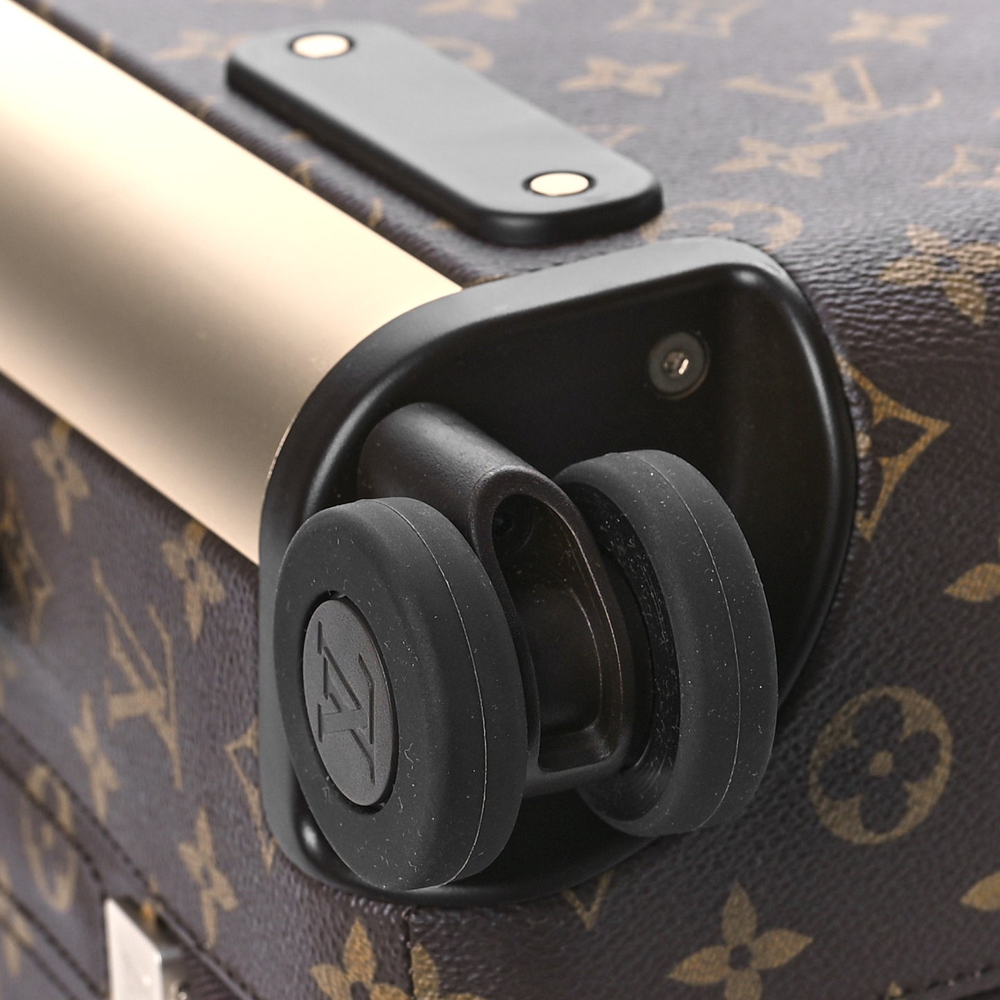 Monogram Horizon 55