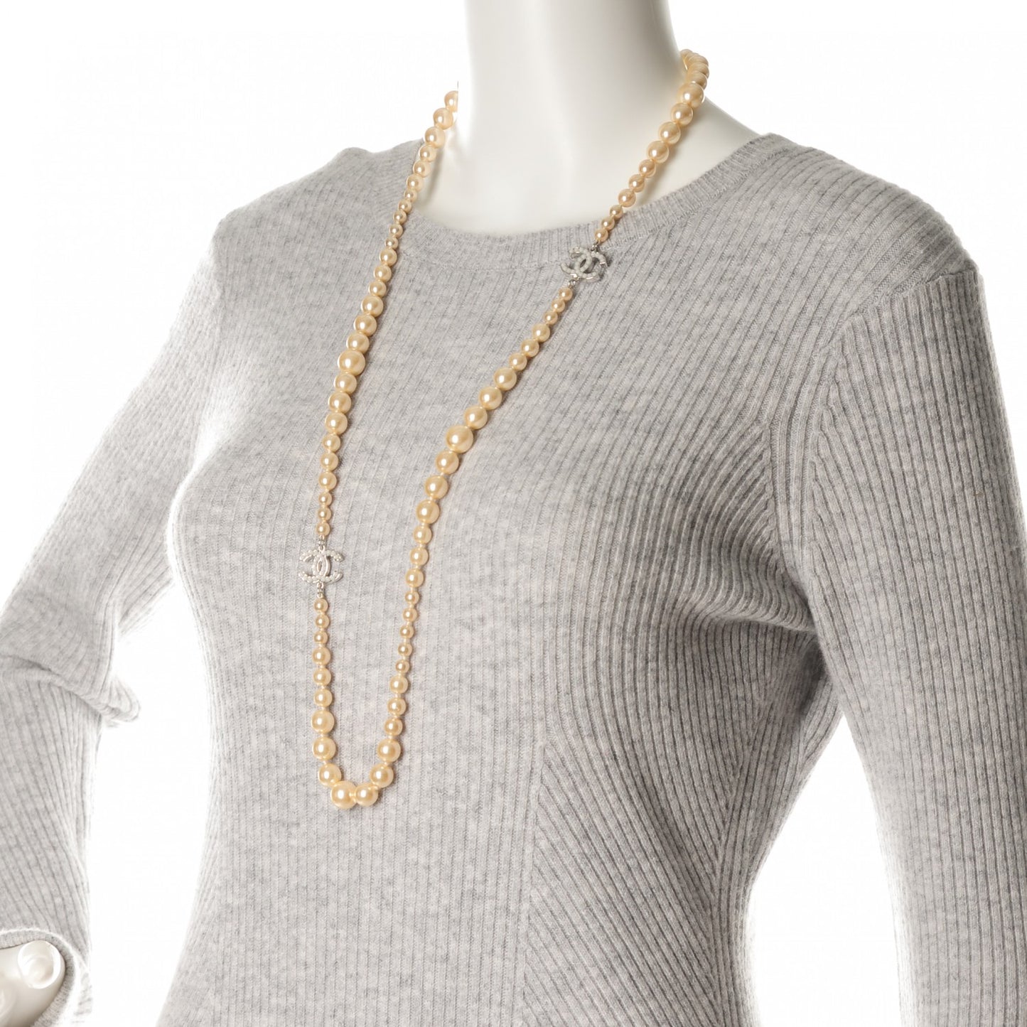 Graduated Pearl CC Long Necklace Silver