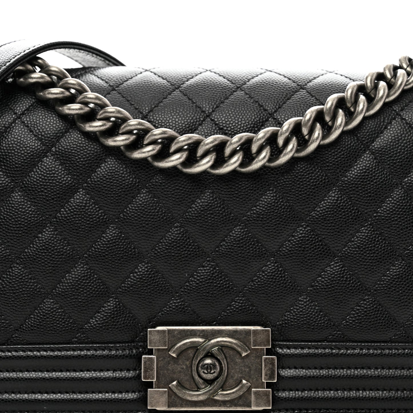 Caviar Quilted Medium Boy Flap Black